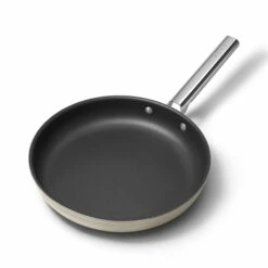 Smeg Poêle Aluminium Antiadhésive 30 Cm Crème Mat -DE BUYER Ventes 131023 3 1 Poele aluminium antiadhesive 30 cm creme mat Smeg