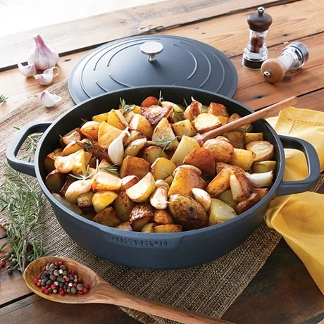 Cocotte Légère Basse Ronde En Fonte D'aluminium 28 Cm 4,1 L Coloris Noir 5 Cocotte Légère Basse Ronde En Fonte D'aluminium 28 Cm 4,1 L Coloris Noir – Image 3