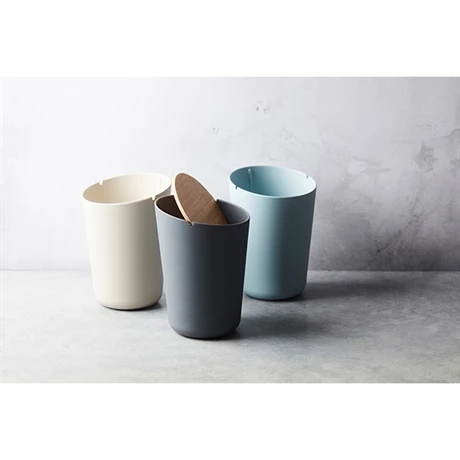 Poubelle Fibre Bambou Gris Avec Couvercle 14,4 X 20,6 Cm 4 Poubelle Fibre Bambou Gris Avec Couvercle 14,4 X 20,6 Cm – Image 2